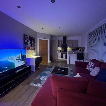 24-7 Secured City Centre Apartments With Free Underground Parking And Wifi Birmingam Exterior foto