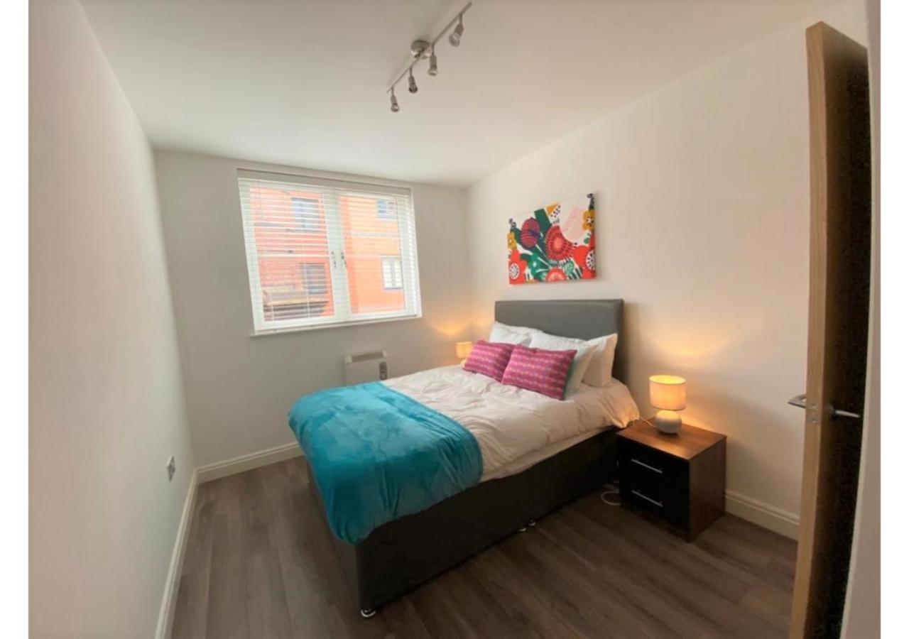 24-7 Secured City Centre Apartments With Free Underground Parking And Wifi Birmingam Exterior foto