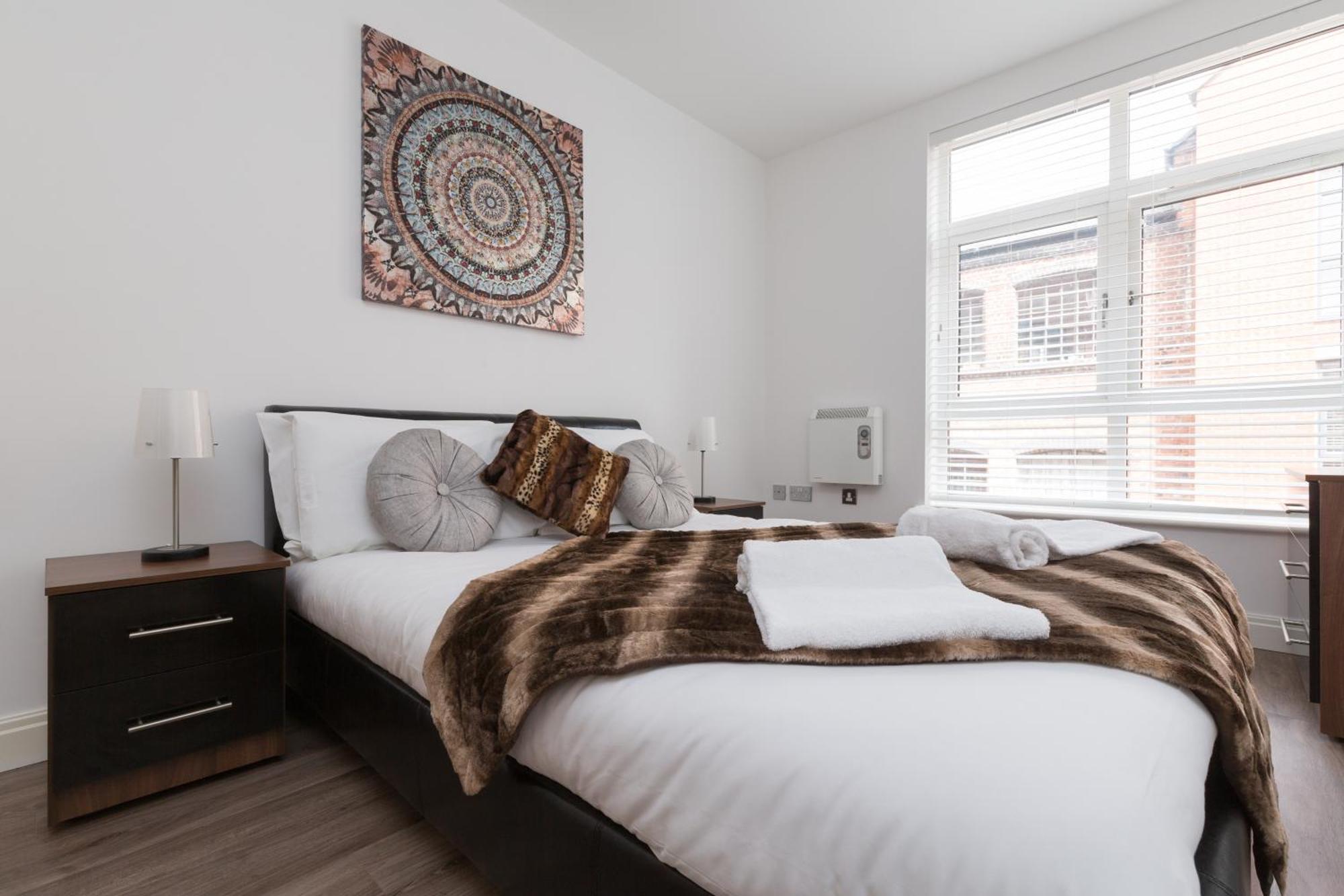 24-7 Secured City Centre Apartments With Free Underground Parking And Wifi Birmingam Exterior foto