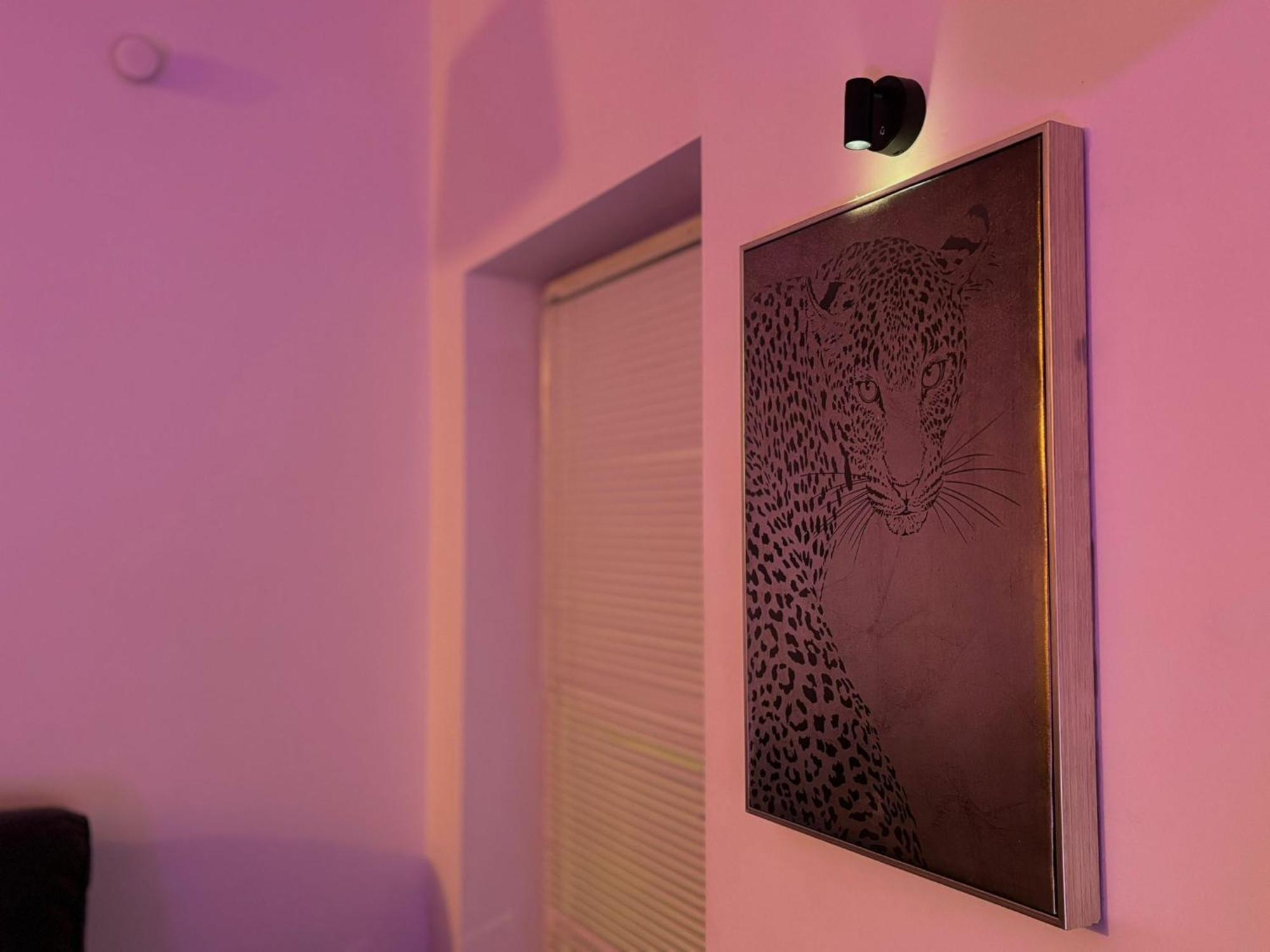 24-7 Secured City Centre Apartments With Free Underground Parking And Wifi Birmingam Exterior foto