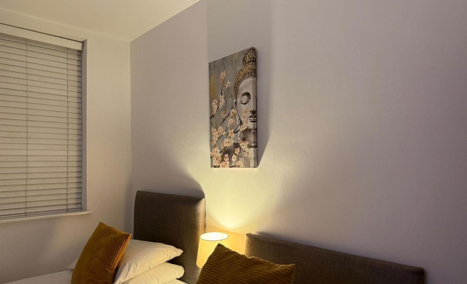 24-7 Secured City Centre Apartments With Free Underground Parking And Wifi Birmingam Exterior foto